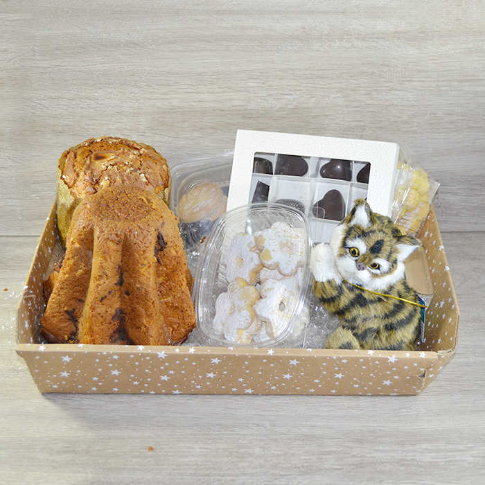 Cesto Natalizio senza Glutine con Gattino Cesto Natalizio senza Glutine con Gattino